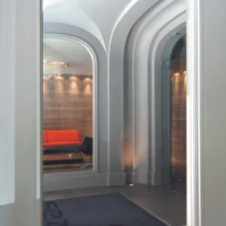 Sezz Hotel 4*