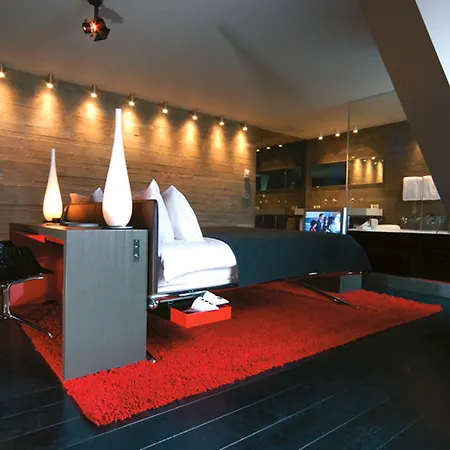 Hotel Sezz 4*